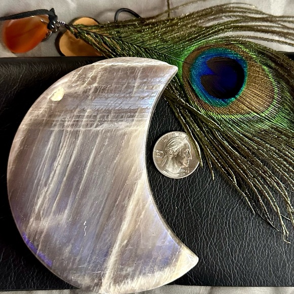 Moonstone crystal moon - Picture 3 of 3